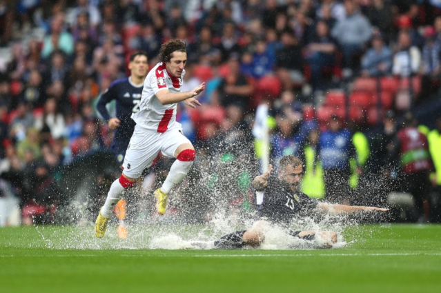 ความโกลาหล สกอตแลนด์ vs จอร์เจียลงไปสู่ความโกลาหลหลังจากฝนตกชุก
